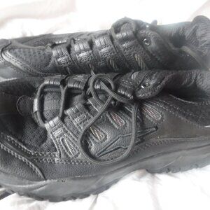 Avia Memory Foam black Womens Sneakers Size 9 1/2 Pre Owned